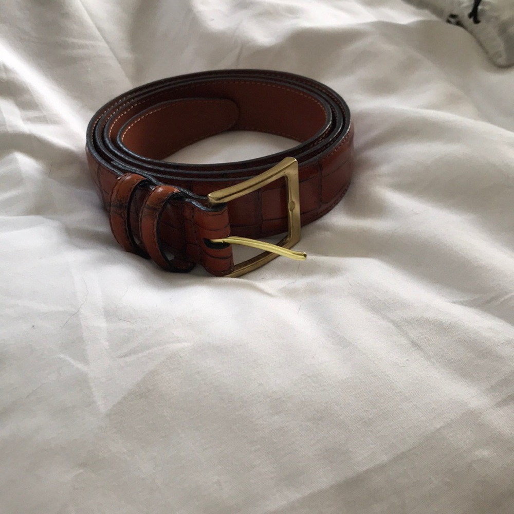Gorgeous bill glass leather cognac belt